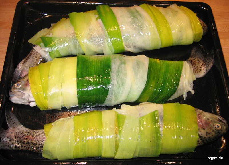 Lachs oder Lachsforelle gefüllt, Sesamkartoffeln