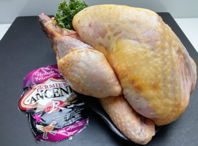 Perlhuhn im Würzsud pochiert